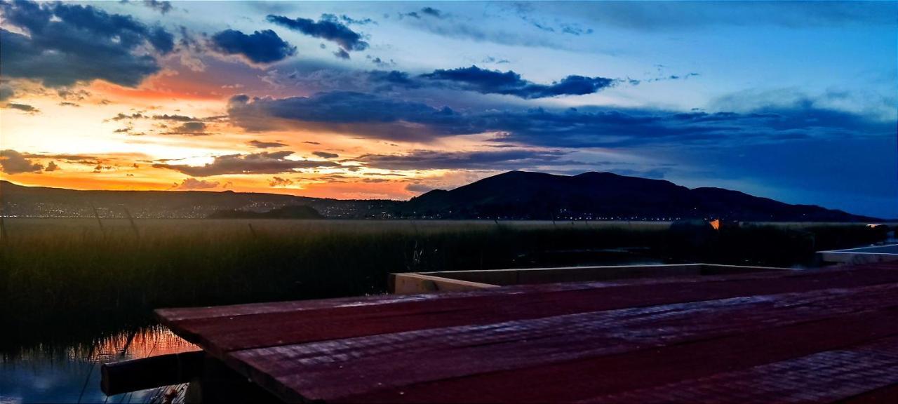 Ecoturismo, Los Uros Puno Esterno foto